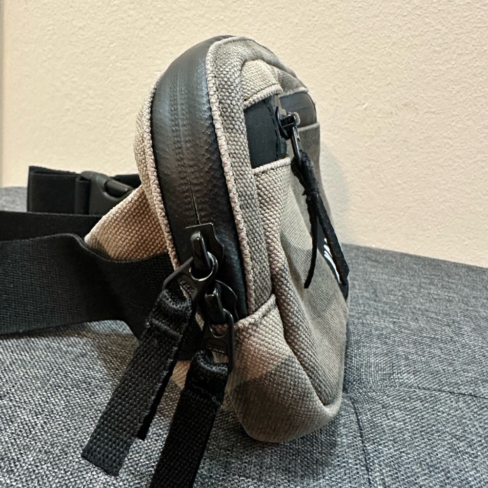 Nobull Brown Camouflage Canvas Crossbody Bag - Picture 4 of 9